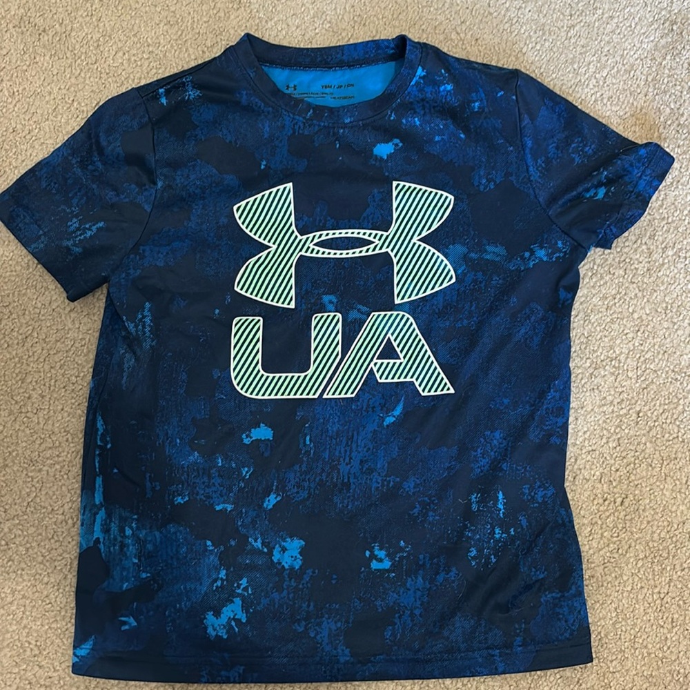 Boys Under Armor shirt